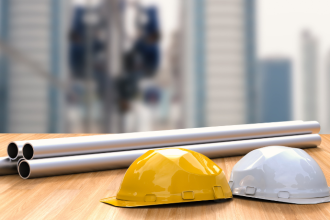 Elias Assum Sabbag Junior mostra como os plásticos reciclados estão ganhando espaço como solução sustentável na construção civil.