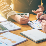 Qual é o papel da consultoria no crescimento de startups? Entenda como especialistas aceleram decisões, evitam erros e impulsionam resultados — perspectiva de Bráulio Henrique Dias Viana.